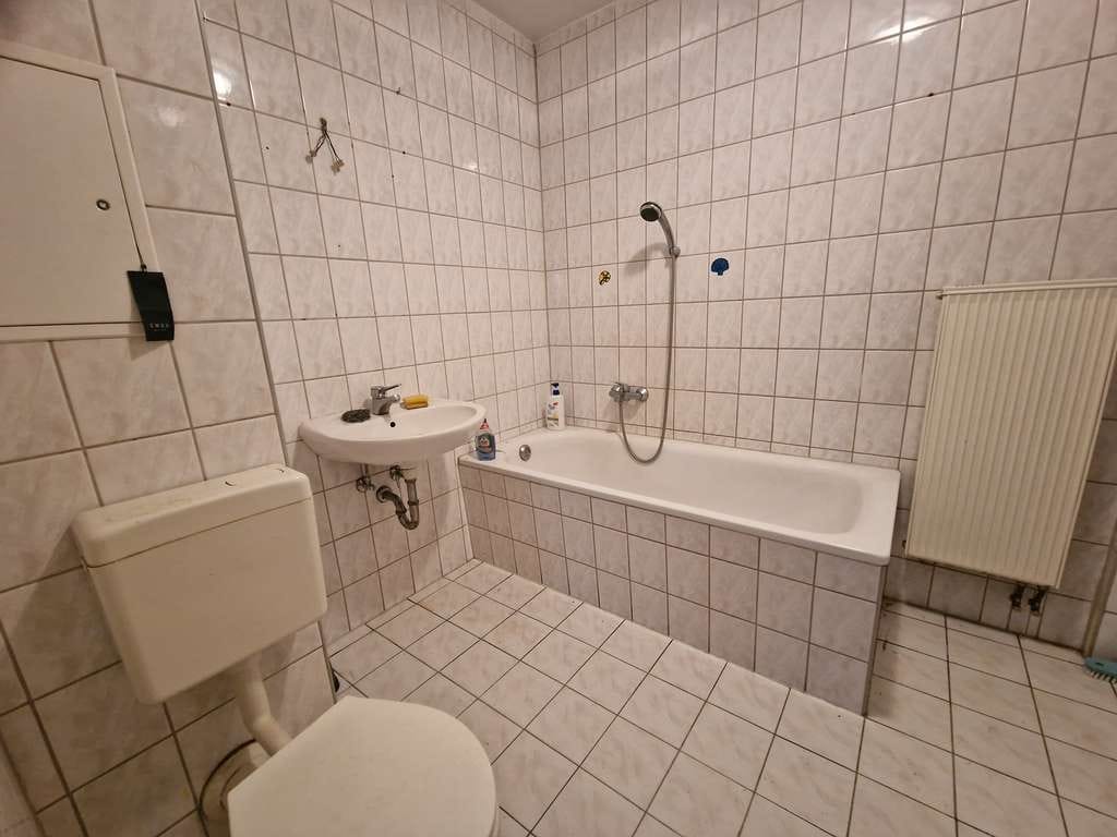 Immobilie in Plauen - Attraktives Mehrfamilienhaus mit Entwicklungspotenzial – ideale Kapitalanlage - Bild 2