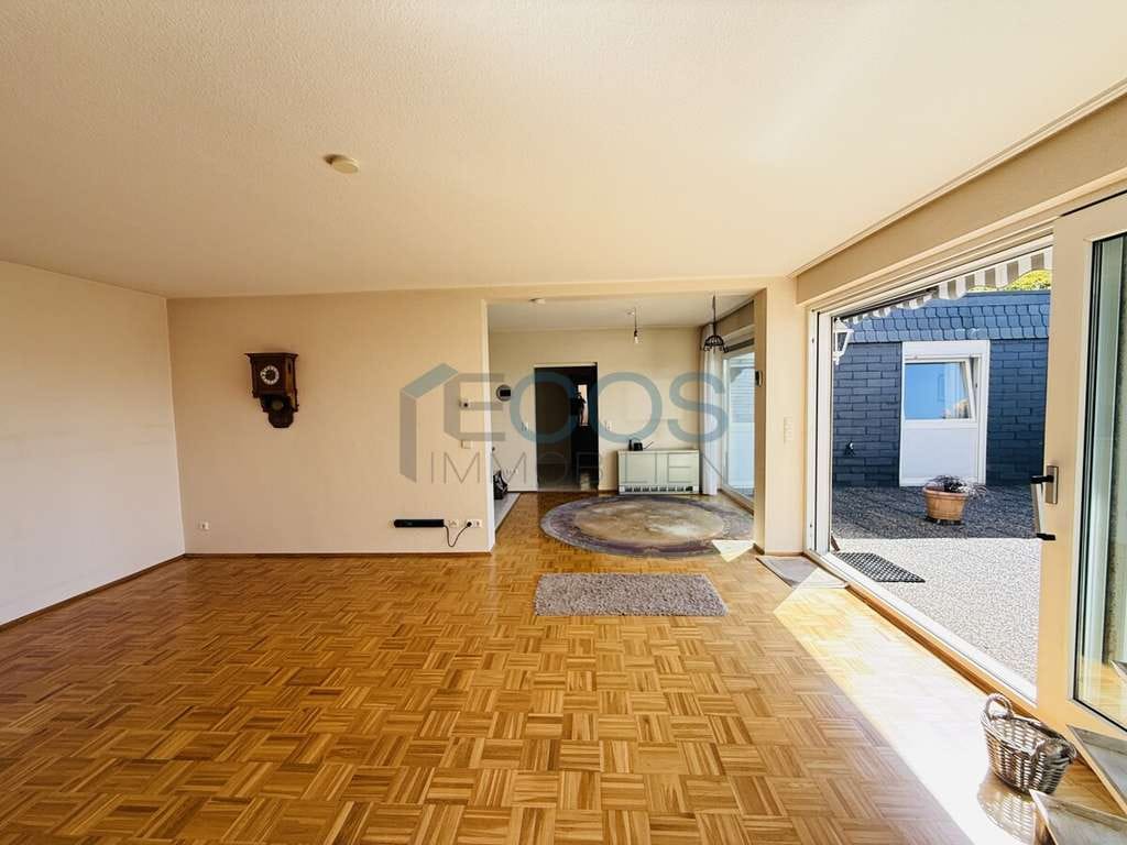 Immobilie in Hückeswagen - ETW zum Wohlfühlen: Lichtdurchflutete 4-Zimmer-Wohnung mit großer Sonnenterrasse und Garage - Bild 4