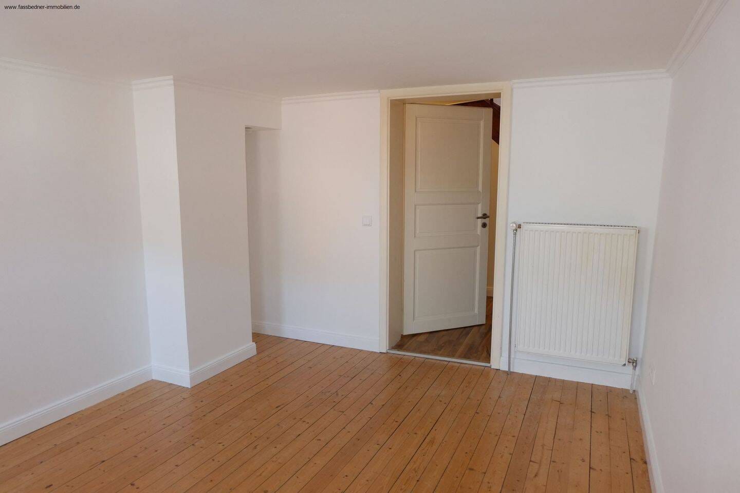 Immobilie in Kenn - Kenn, gemütliches u. teilmodernisiertes Reihenhaus mit Dachterrasse zu verkaufen. - Bild 3