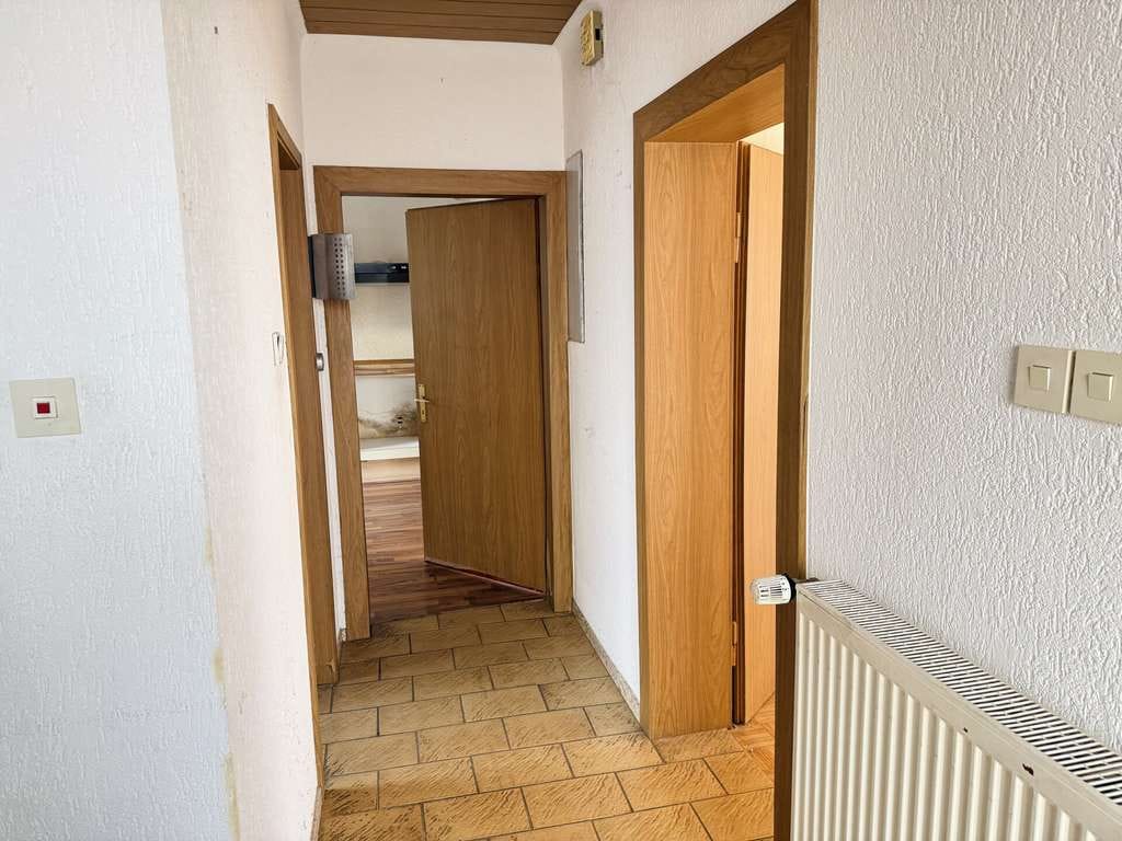 Immobilie in Dillingen/Saar - Renovierungsbedürftiges Reihenendhaus mit Potential in zentraler Lage von Dillingen-Diefflen - Bild 2