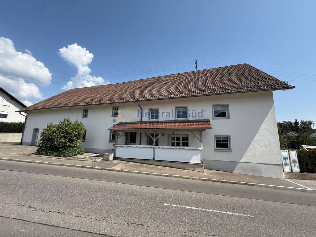 Immobilie in Wolfegg - Top-Bauernhaus mit tollen Ausbaumöglichkeiten und großem 2. Flurstück (bebaubar), LK Ravensburg - Bild 2