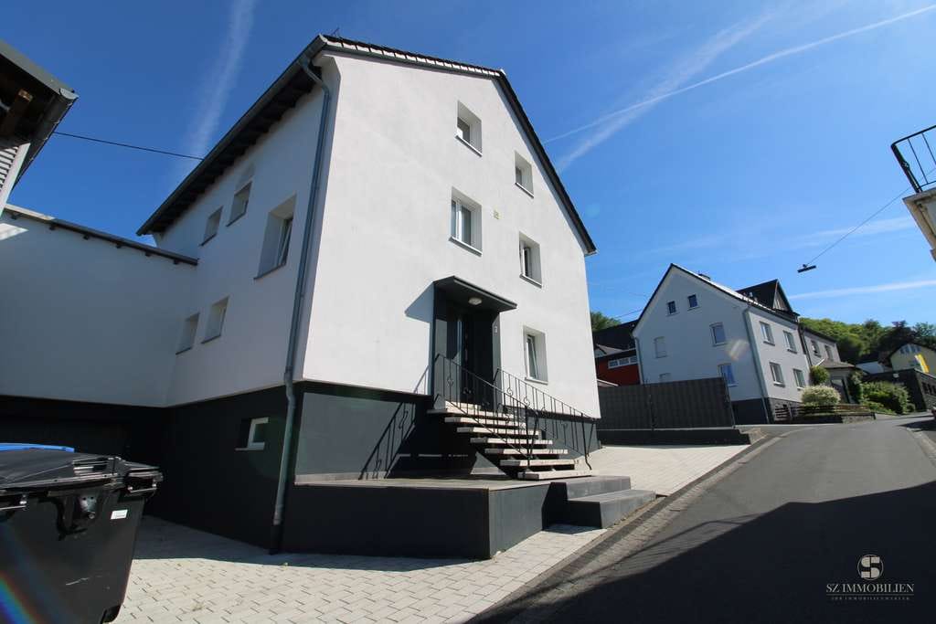 Immobilie in Dornburg - Attraktive Kapitalanlage: Saniertes 3-Familienhaus vermietet an den Landkreis Limburg-Weilburg! - Bild 3
