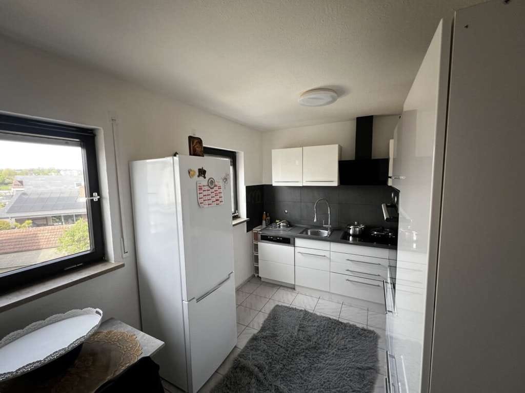 Immobilie in Schönaich - Kapitalanlage: Gepflegte 3,5-Zimmer-Whng mit großem Balkon, Sauna + Stellplatz inklusive - Bild 1