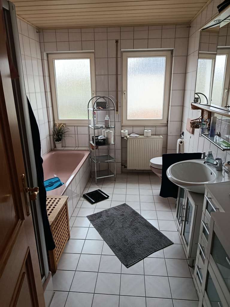 Immobilie in Pelm - Viel Platz in Pelm: Großzügiges Mehrfamilienhaus mit zehn Zimmern - Bild 5