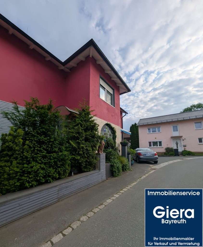 Immobilie in Stadtsteinach - Großes EFH in sehr ruhiger Dorfgemeinschaft - Bild 0