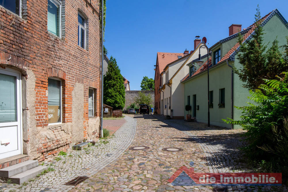 Immobilie in Wolmirstedt - ***Wohn- und Geschäftshaus - Ausbaureserve - provisionsfrei*** - Bild 4