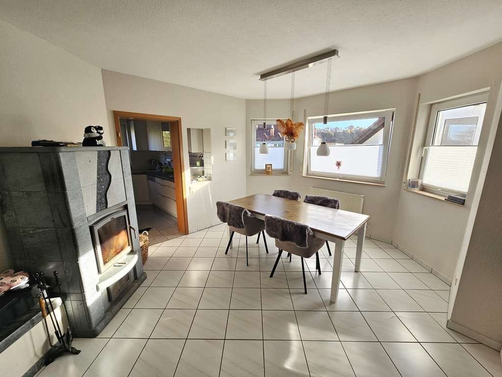 Immobilie in Diez - Von RTI: Großzügiges EFH mit Einliegerwohnung, Sauna und schönem Garten in ruhiger Lage von Diez! - Bild 4
