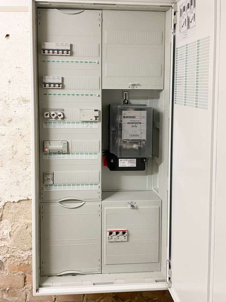 Immobilie in Finsterwalde - Großes Einfamilienhaus mit Garten und Terrasse im Zentrum von Finsterwalde - Bild 2