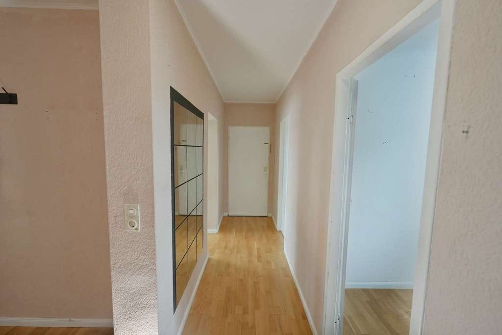 Immobilie in Erlensee - 3-Zimmer-Wohnung mit Balkon, Stellplatz und Entwicklungspotenzial in Erlensee - Bild 4