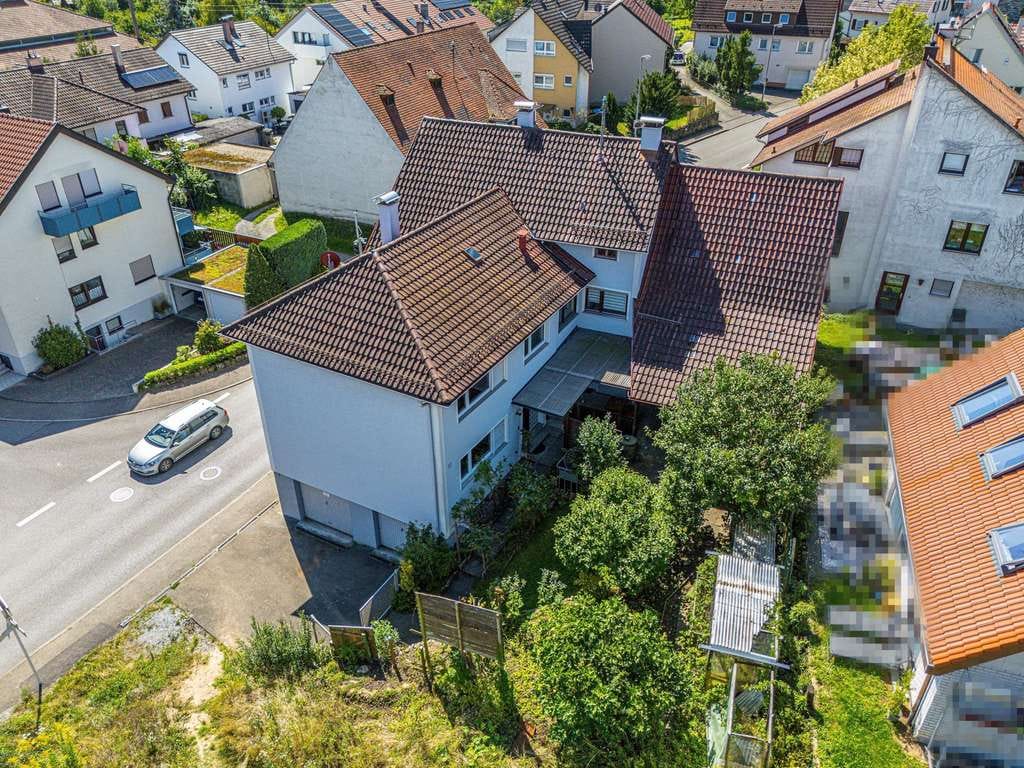 Immobilie in Kernen im Remstal - Kernen: Zwei Einfamilienhäuser mit viel Gestaltungsmöglichkeiten auf einem Grundstück in Stetten! - Bild 2
