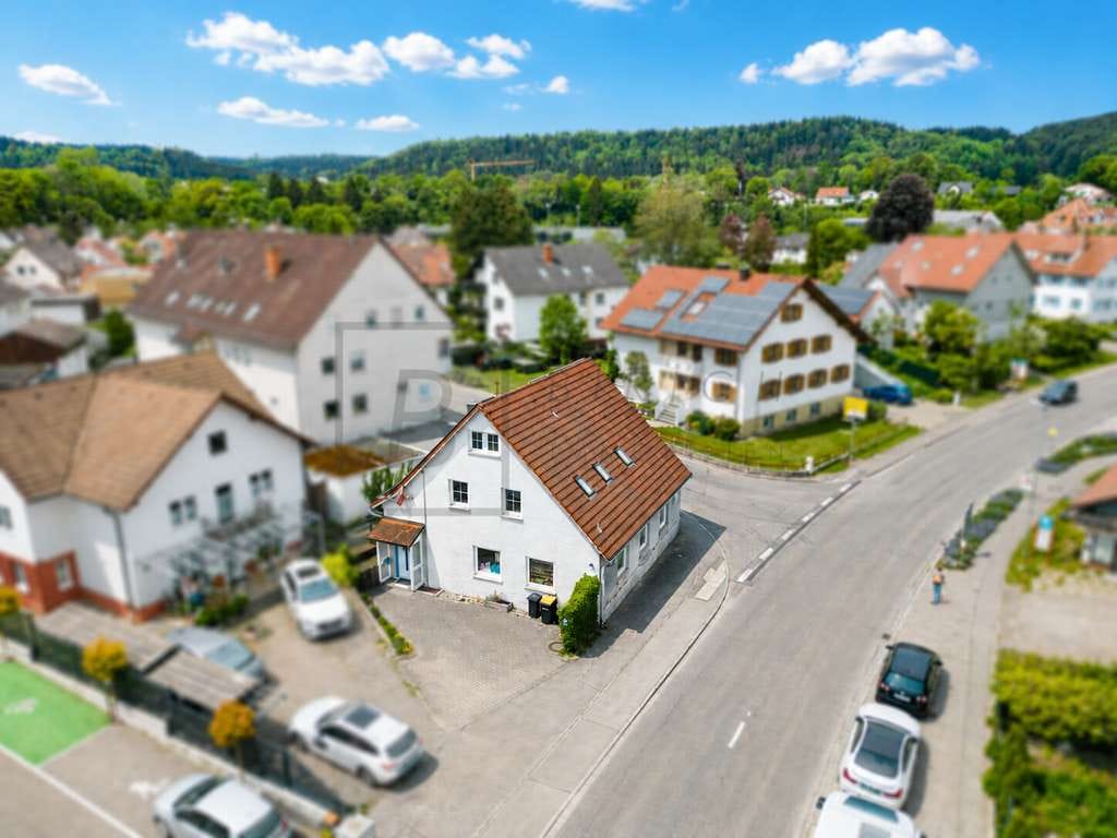 Immobilie in Aitrach - Galeriewohnung im Fachwerkstil – 5 Zimmer mit Loftcharakter & 2 Stellplätzen - Bild 0