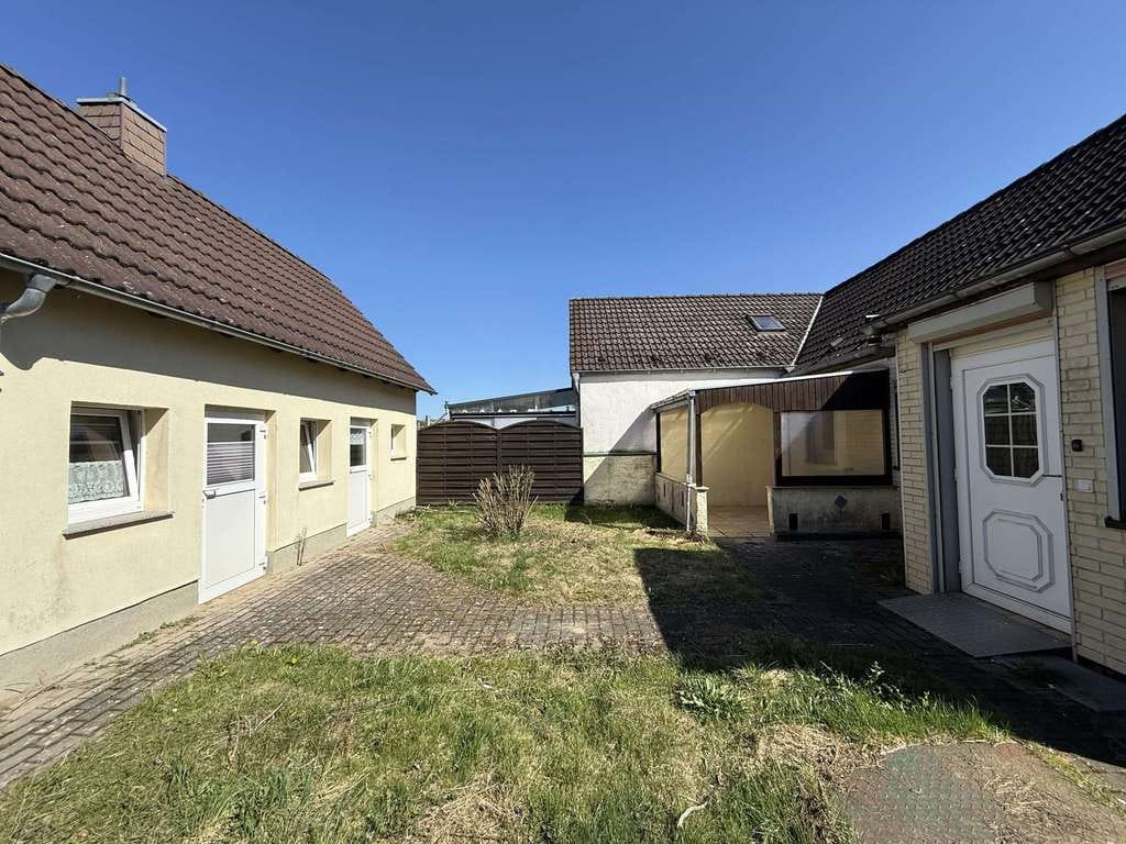 Immobilie in Sanitz - Charmante Doppelhaushälfte mit großem Potenzial in ruhiger Lage von Sanitz - Bild 4