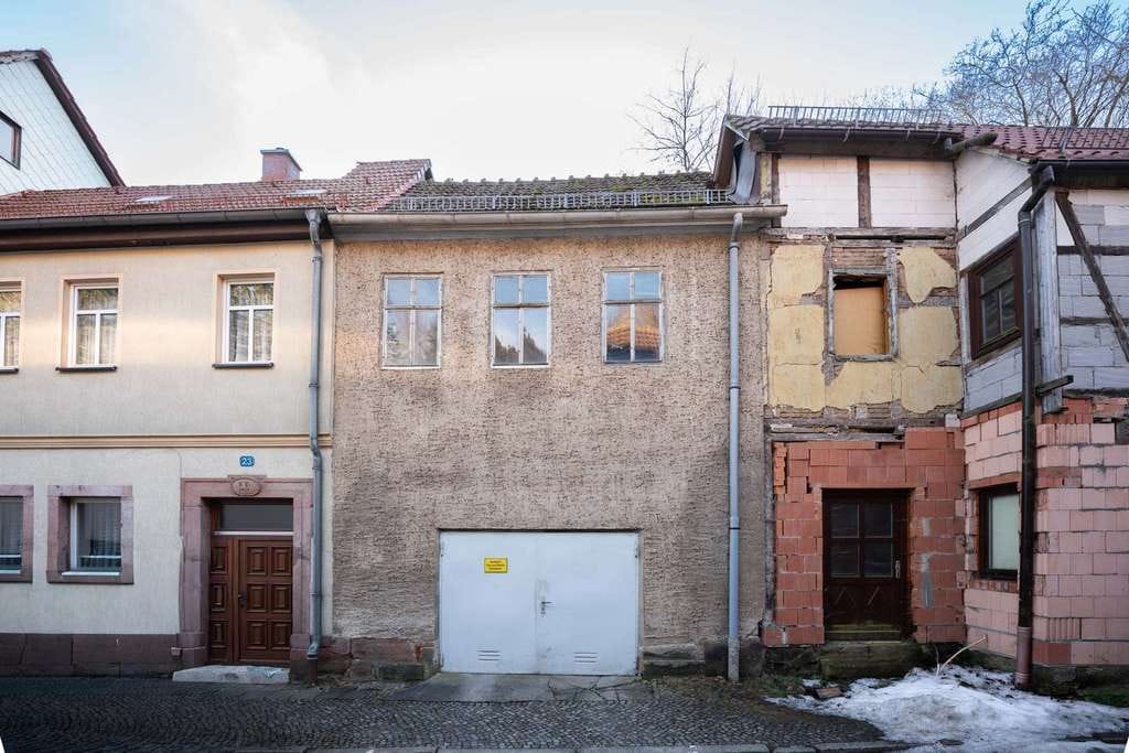 Immobilie in Stadtroda - Charmantes Reihenmittelhaus mit Weitblick und Garage in Stadtroda - Bild 3