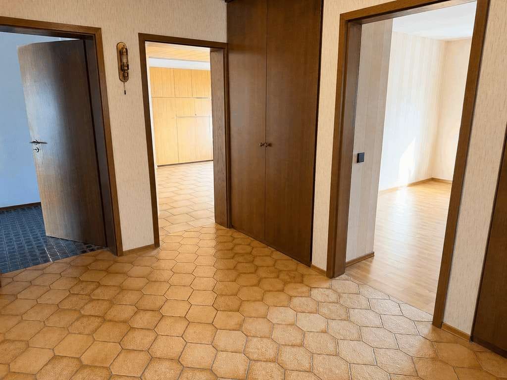 Immobilie in Durmersheim - Gepflegte 5-Zimmer-Etagenwohnung mit Tageslichtbad, Garage und energetischer Modernisierung - Bild 4