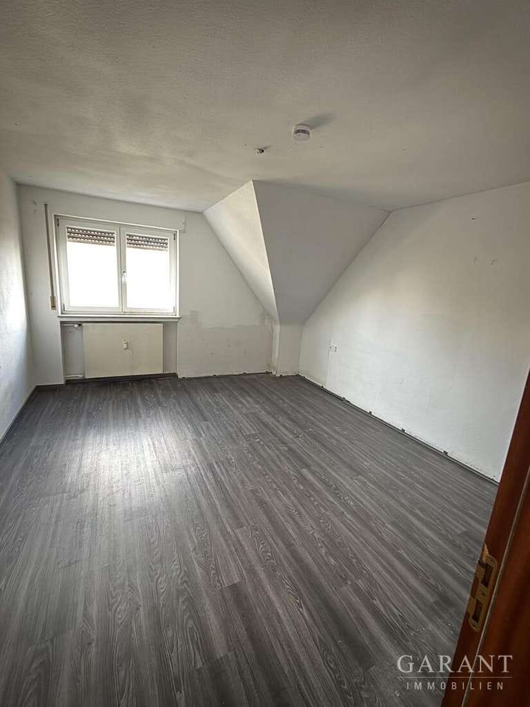 Immobilie in Walddorfhäslach - 2,5 Zimmer-Dachgeschoss-Wohnung  - Bild 1