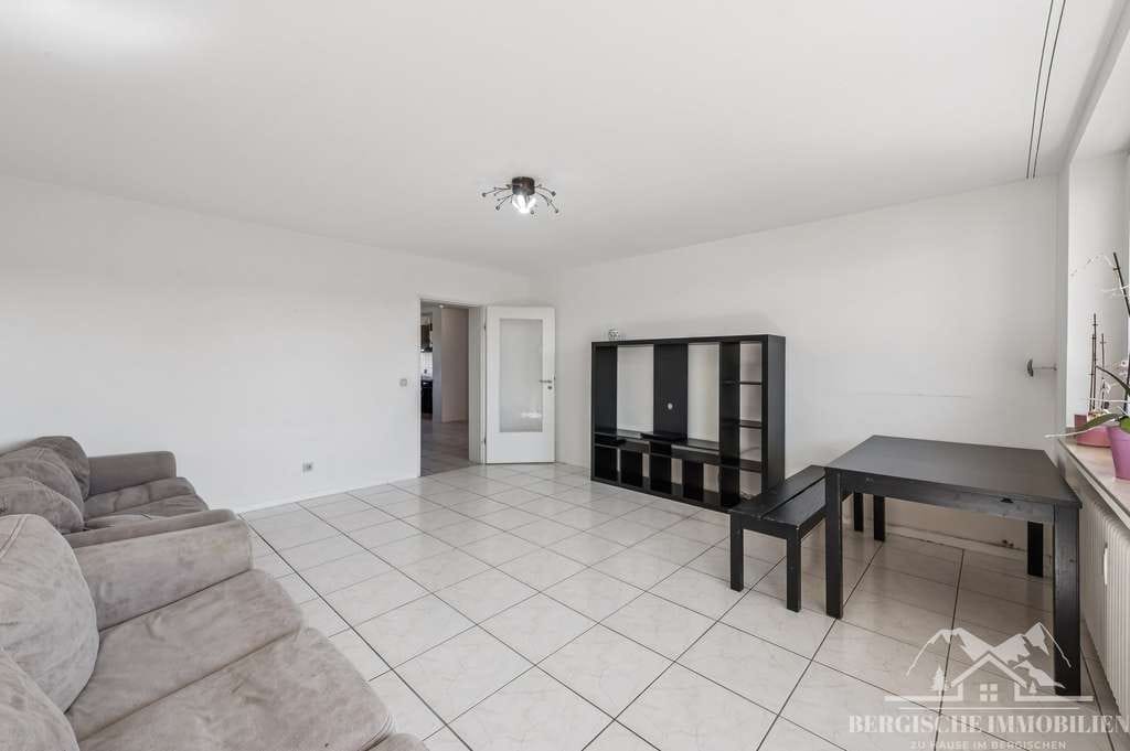 Immobilie in Waldbröl - Eigentumswohnung in Waldbröl mit sonnigem Balkon - Bild 2