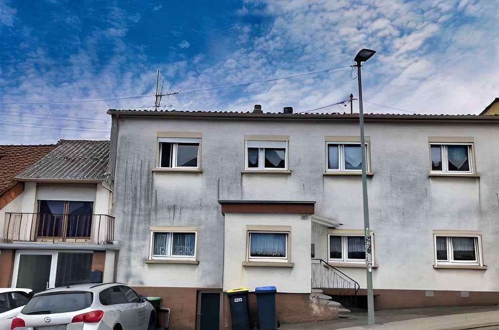 Immobilie in Ottweiler - Vermietetes 2-Fam.Haus im Herzen von Ottweiler - Bild 2