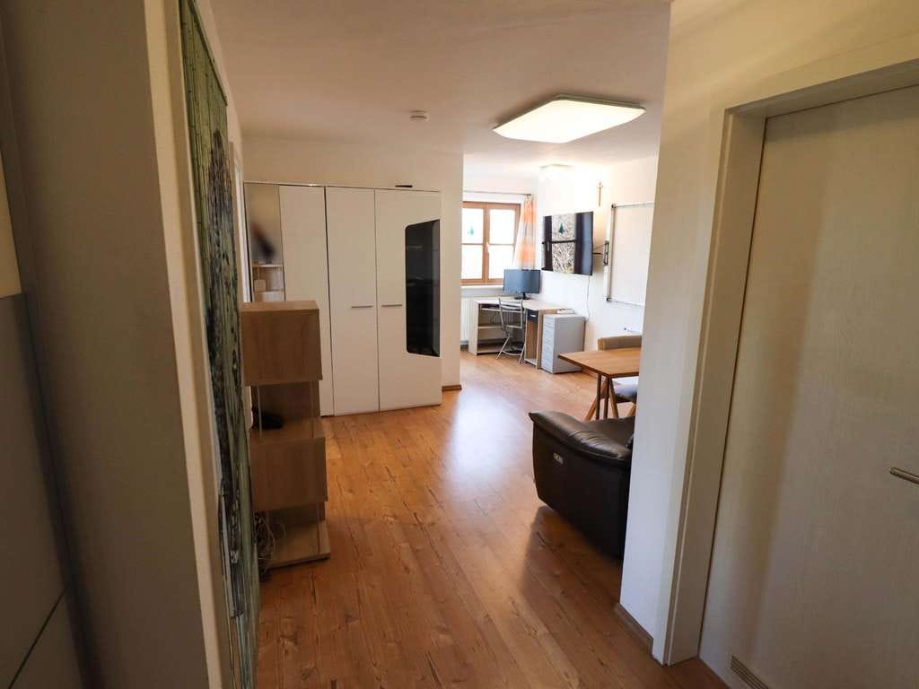 Immobilie in Rottenbuch - Gepflegtes 2-Zimmer-Apartment mit Terrasse und Tiefgaragenstellplatz - Bild 3