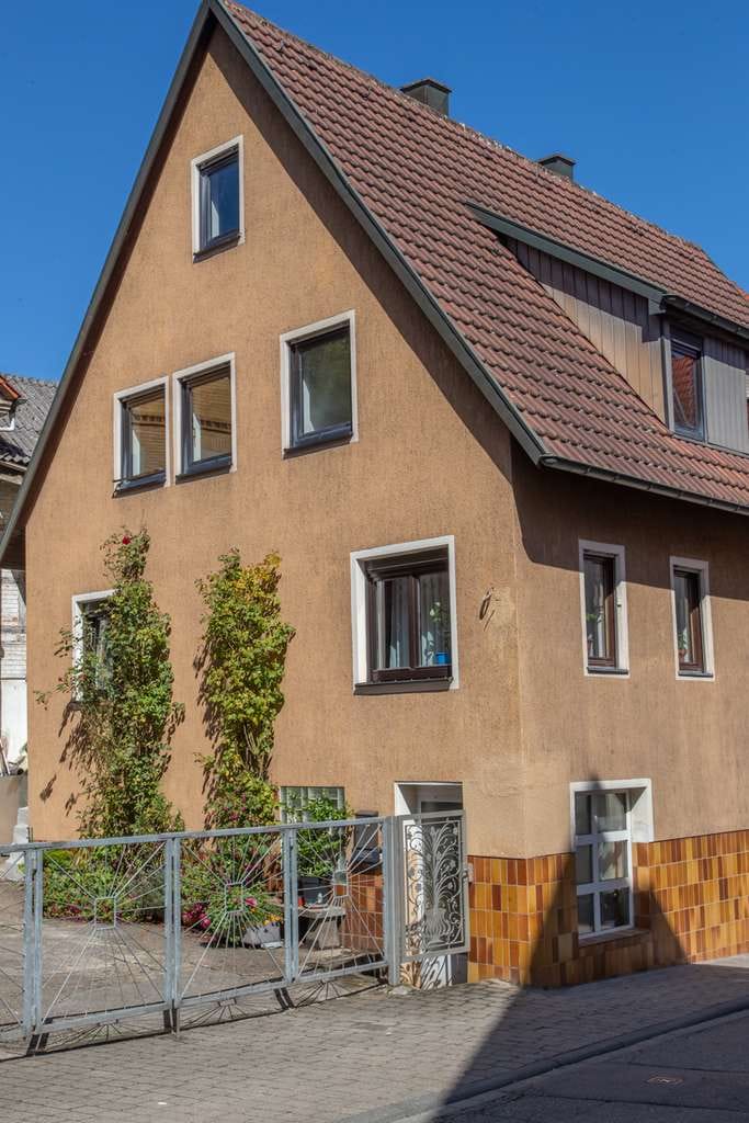 Immobilie in Bad Friedrichshall - 2-3 -Familienhaus mit separatem Büro - Bild 0