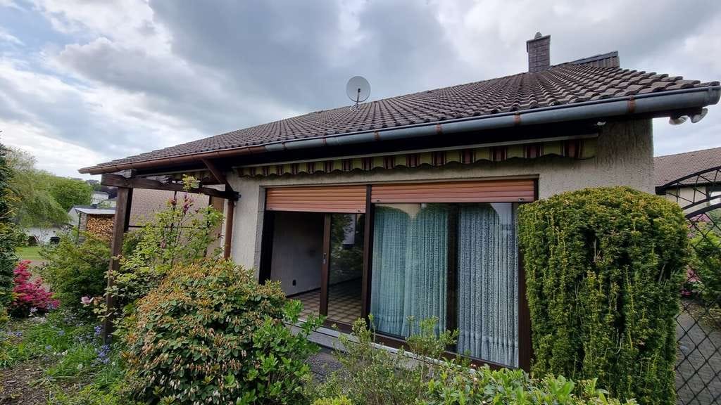 Immobilie in Herscheid - Attraktives Einfamilienhaus mit Garage - kurzfristig beziehbar - Bild 3