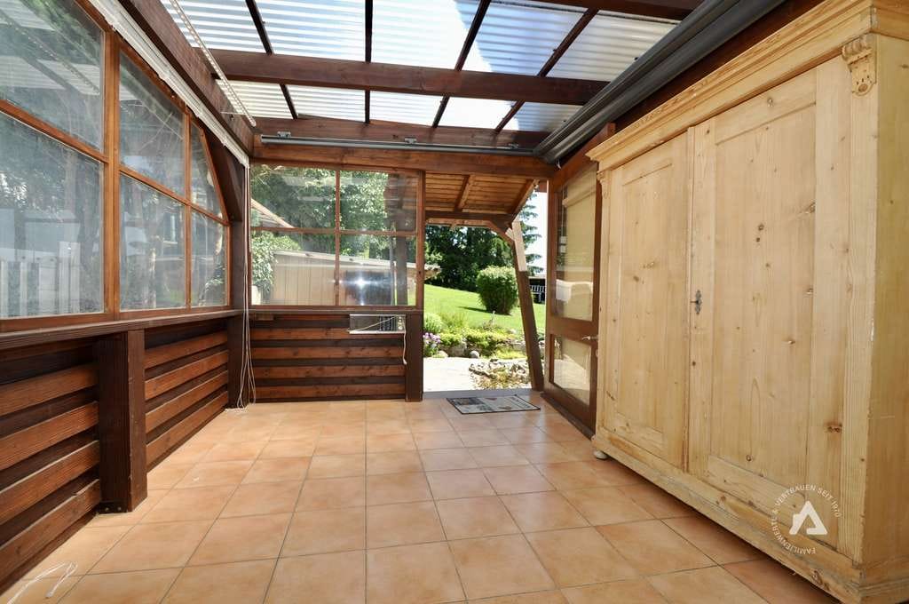Immobilie in Engen - Haus im Haus - bezugsfreie 4 Zi. Wohnung mit Garten in Engen - Bild 3