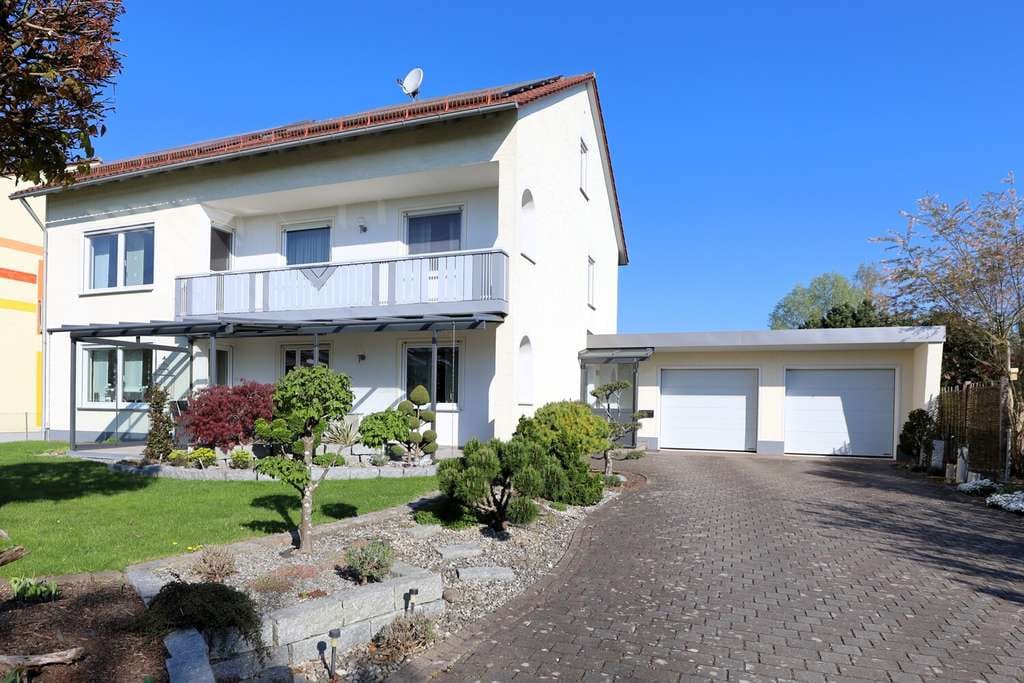 Immobilie in Waldstetten - Hervorragend gepflegtes Haus 
mit viel Platz auf drei Ebenen - Bild 0