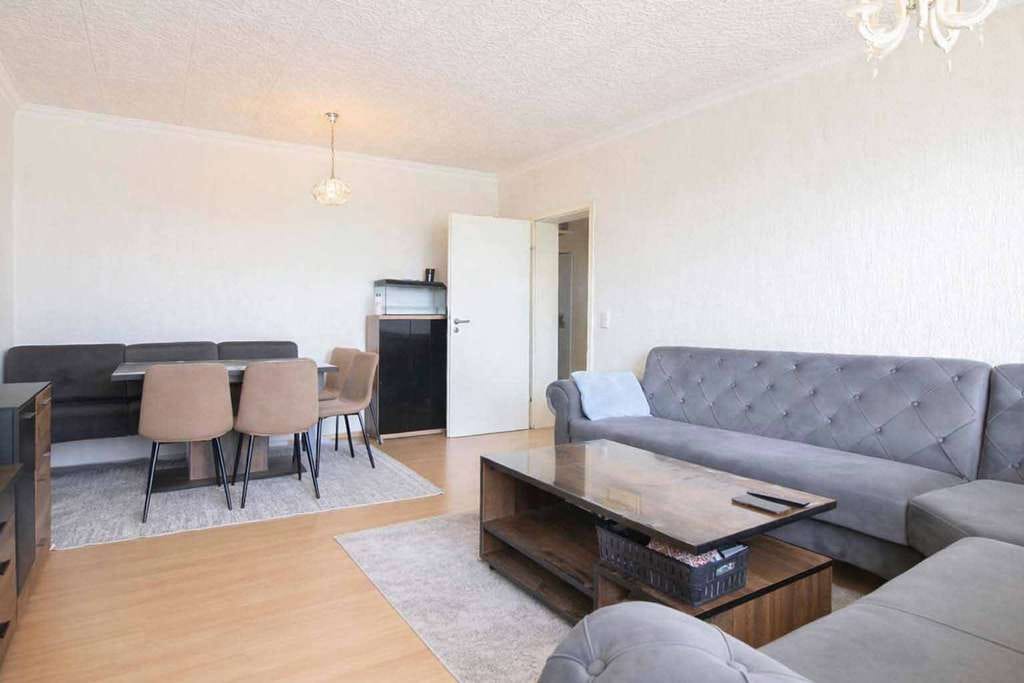 Immobilie in Erlensee - Viel Platz für Familienleben – 4-Zimmer-Wohnung mit großer Loggia - Bild 3