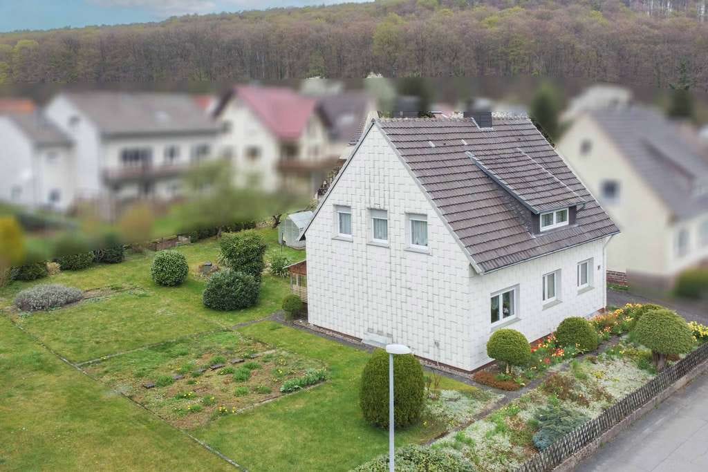 Immobilie in Bad Driburg - Solides Wohnhaus mit Potenzial in Bad Driburg-Siebenstern - Bild 3