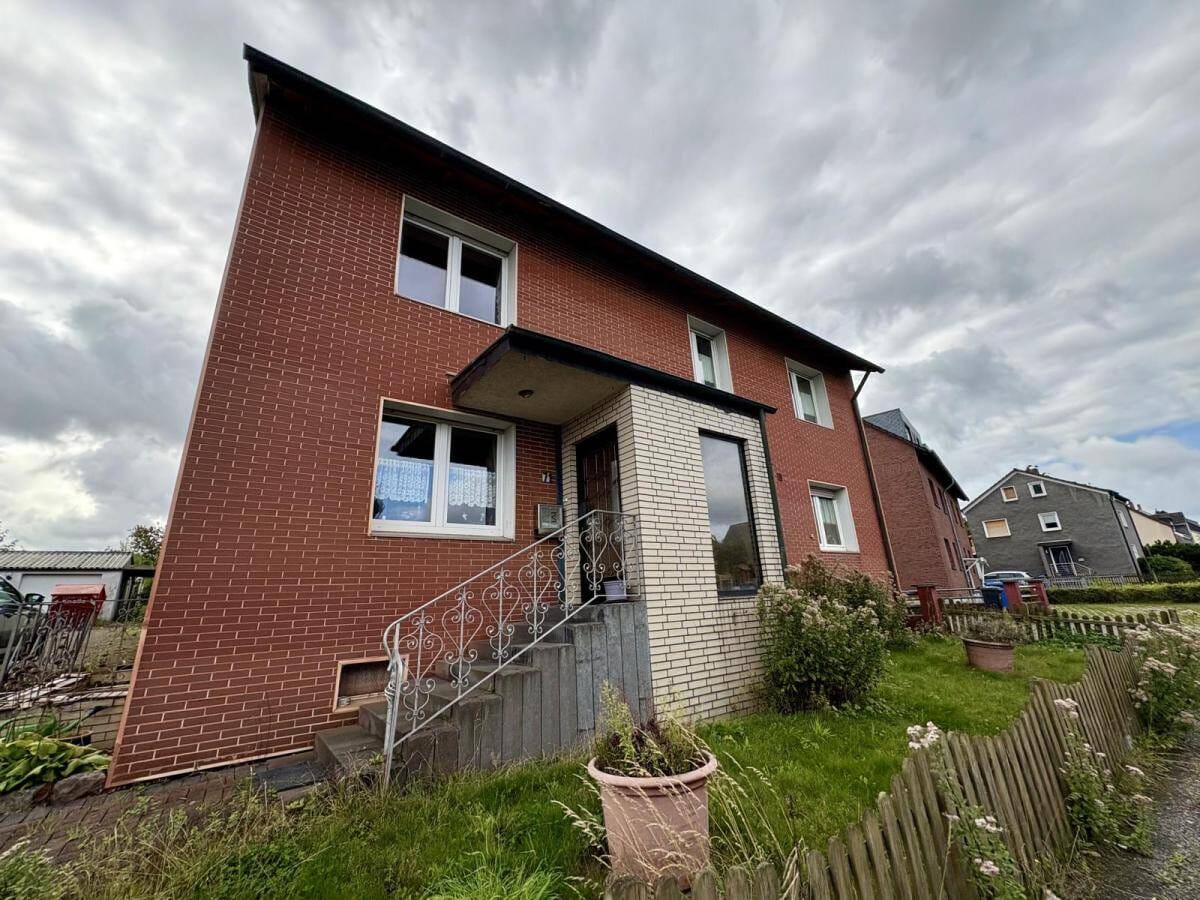 Immobilie in Holzwickede - Kleine, charmante Doppelhaushälfte in bester Lage von Holzwickede - Bild 0