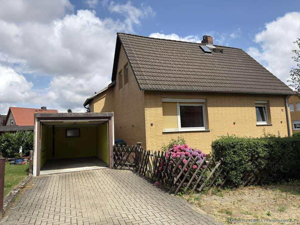 Immobilie in Süpplingen - Charmantes Einfamilienhaus mit großem Grundstück und Potenzial zur individuellen Gestaltung - Bild 3