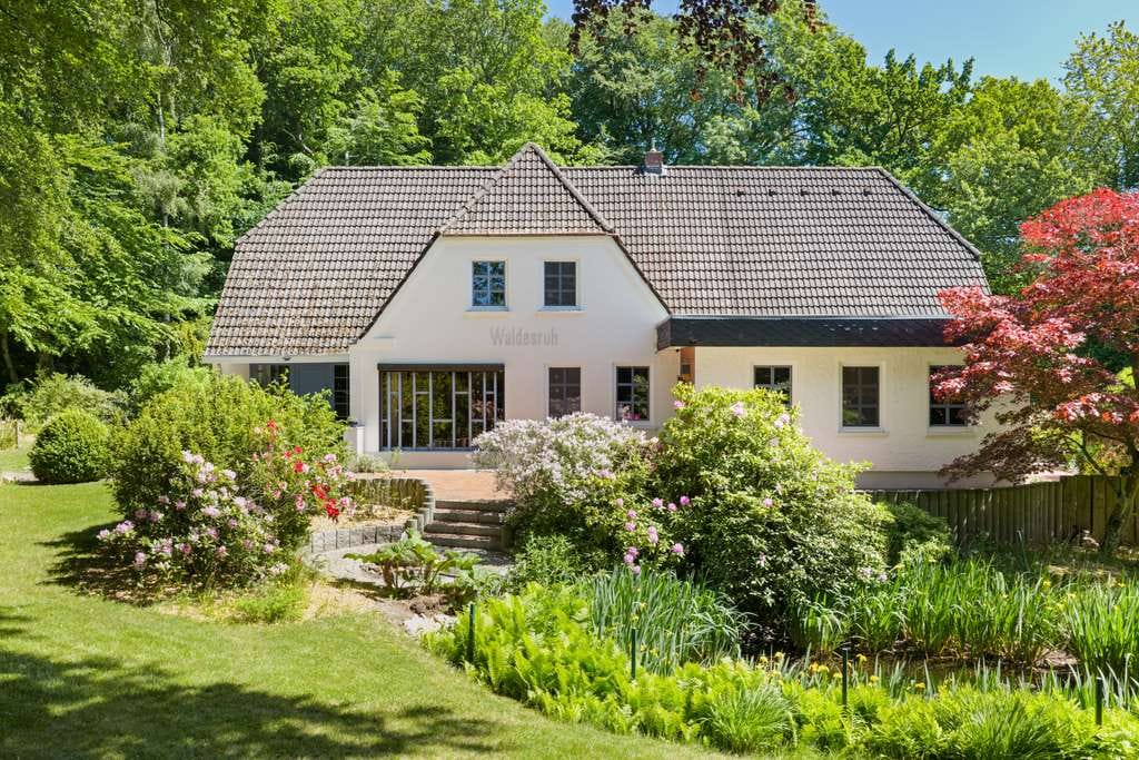 Immobilie in Mittelangeln - Landhaus in Waldrandlage - Bild 0