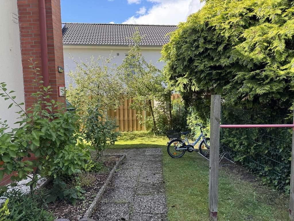 Immobilie in Neu Wulmstorf - +++ großzügiges 6-Zimmer-Endreihenhaus mit Vollkeller, 2 Bädern und Garage +++ - Bild 2