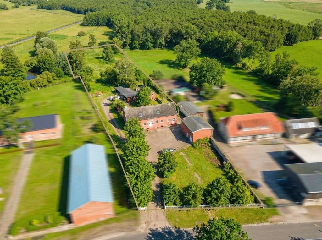 Immobilie in Rom - Vollvermietetes MFH mit 3 WE! Ausbaupotenzial, viel Nebengelass &weitere Baufläche! Rendite: 6,95% - Bild 1