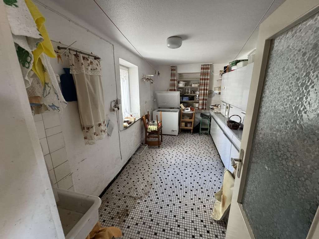 Immobilie in Höheinöd - Charmantes Einfamilienhaus in ruhiger Lage für den Hobbyhandwerker - Bild 4
