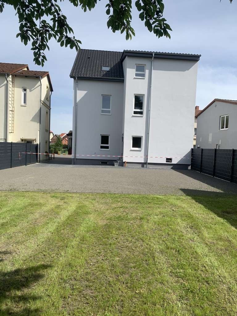 Immobilie in Neustadt-Glewe - Kernsaniertes Mehrfamilienhaus als solide Kapitalanlage - Bild 1