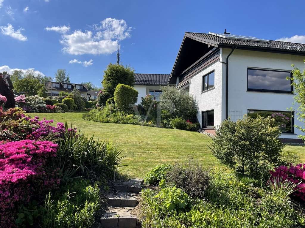 Immobilie in Gummersbach - Traumhaftes Mehrgenerationenhaus in absoluter Höhenlage - Bild 3