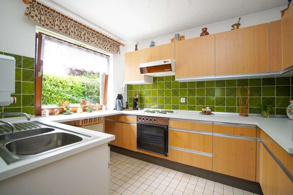 Immobilie in Trierweiler - Freistehendes Einfamilienhaus mit Wintergarten, traumhaftem Gartenblick und rund 1.100 m² Grundstü - Bild 5