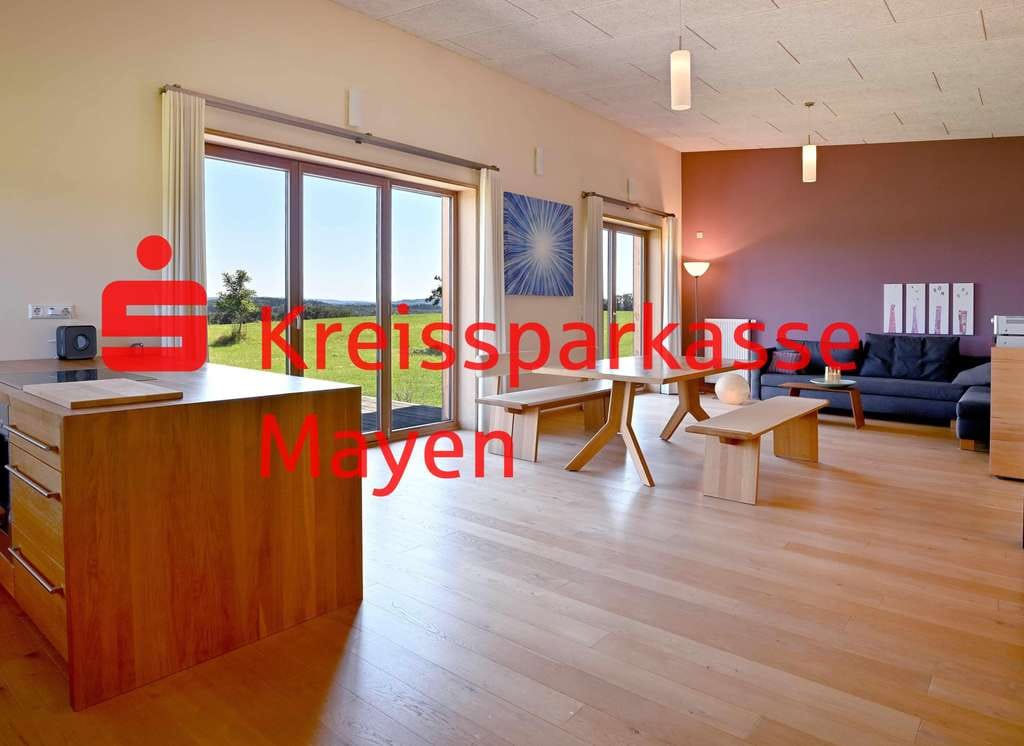Immobilie in Klotten - Natur Pur! Modernes Wohnen mit unverbaubarem Blick ins Grüne - Bild 0