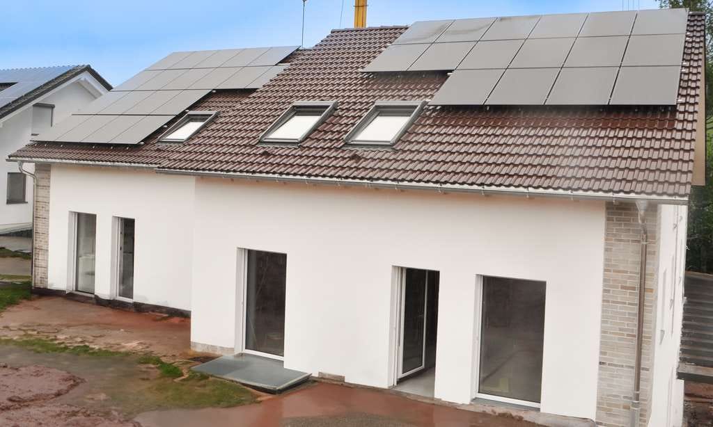 Immobilie in Waldachtal - Wohnen im Mühlenweg - modernes Einfamilienhaus mit Einliegerwohnung und Garten zum Verkaufen  - Bild 3
