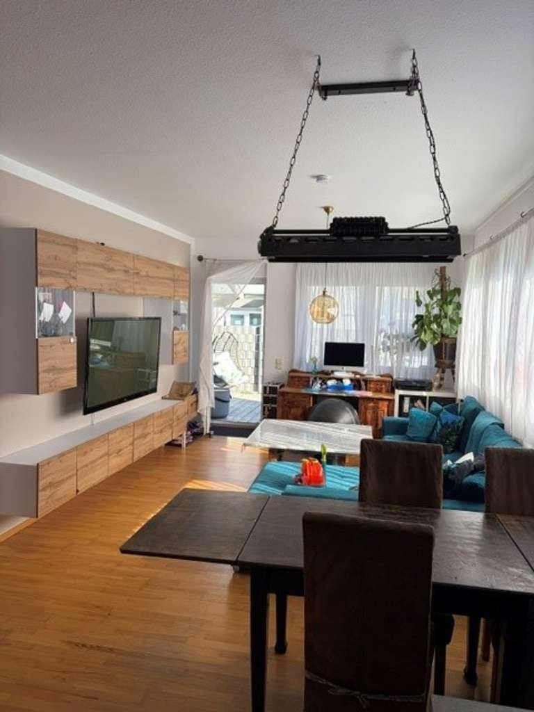 Immobilie in Karlsbad - Helle 4 Zimmerwohnung mit viel Optionen - Bild 0