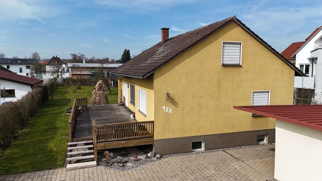 Immobilie in Bellenberg - **Einfamilienhaus mit Potenzial** - Bild 1