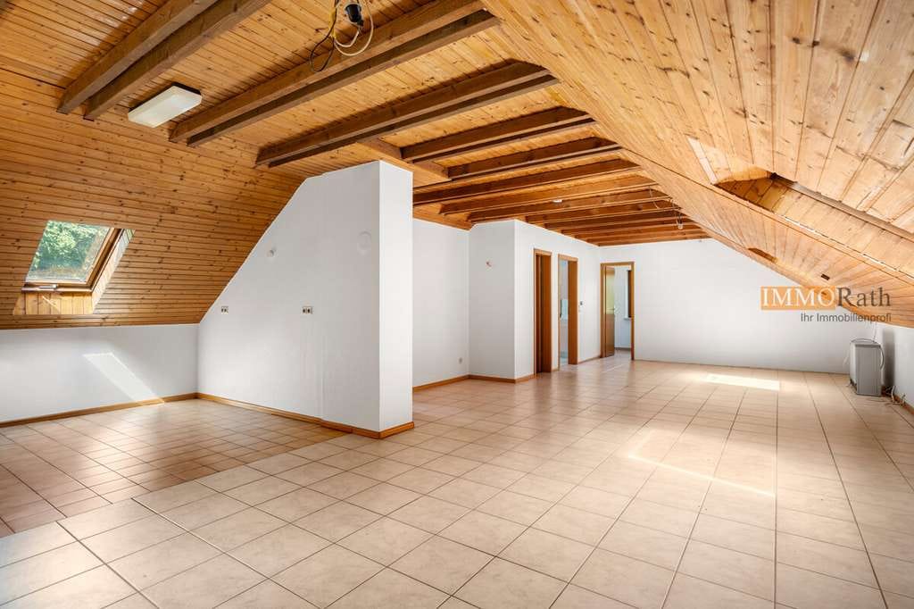 Immobilie in Herbolzheim - IMMORath.de – Zweifamilienhaus in naturnaher Lage mit großzügigem Grundstück - Bild 2