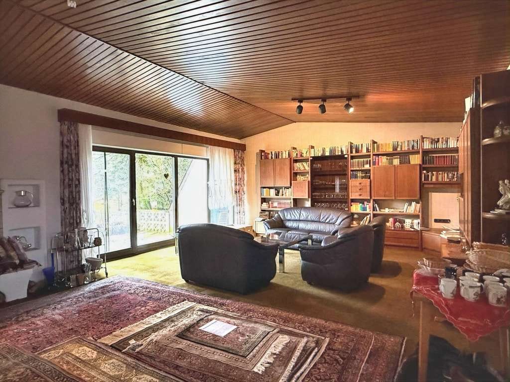Immobilie in Freisen - Zweifamilienhaus mit Möglichkeiten - Oberkirchen - Bild 3