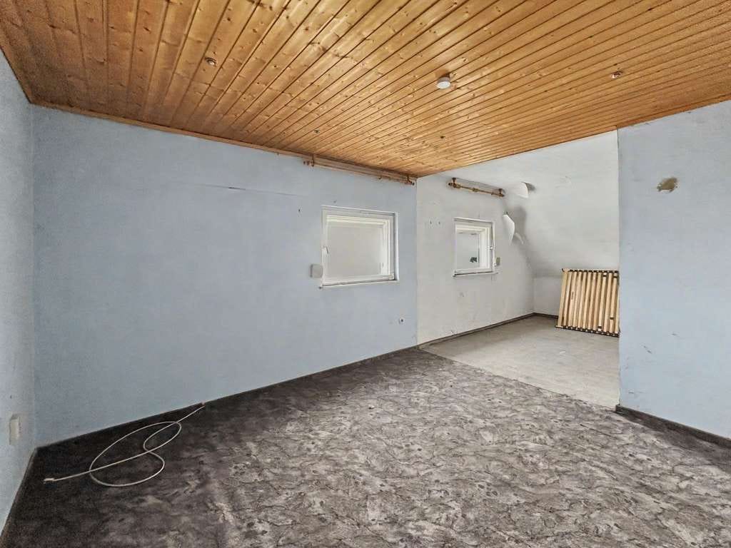 Immobilie in Roth - Einfamilienhaus in Roth: Familienfreundliches Zuhause mit flexiblem Raumkonzept - Bild 4