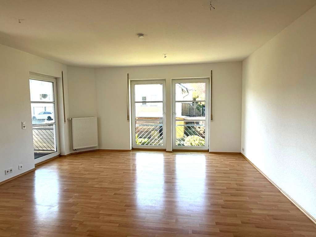 Immobilie in Wenden - Renovierte 4-Zimmer-Wohnung mit idealem Grundriss - Bild 2