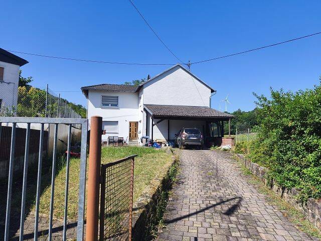Immobilie in Frankelbach - Einfamilienhaus mit Carport - Bild 2
