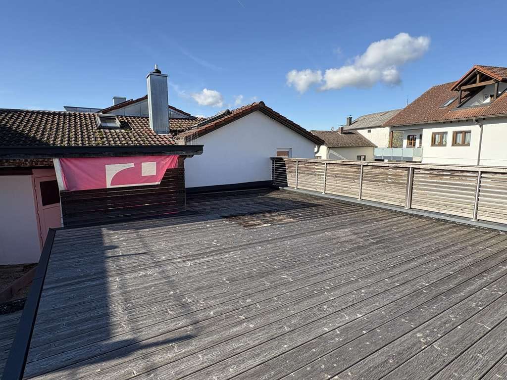Immobilie in Pappenheim - Wohnhaus in Bieswang mit großer Terrasse
 - Bild 2