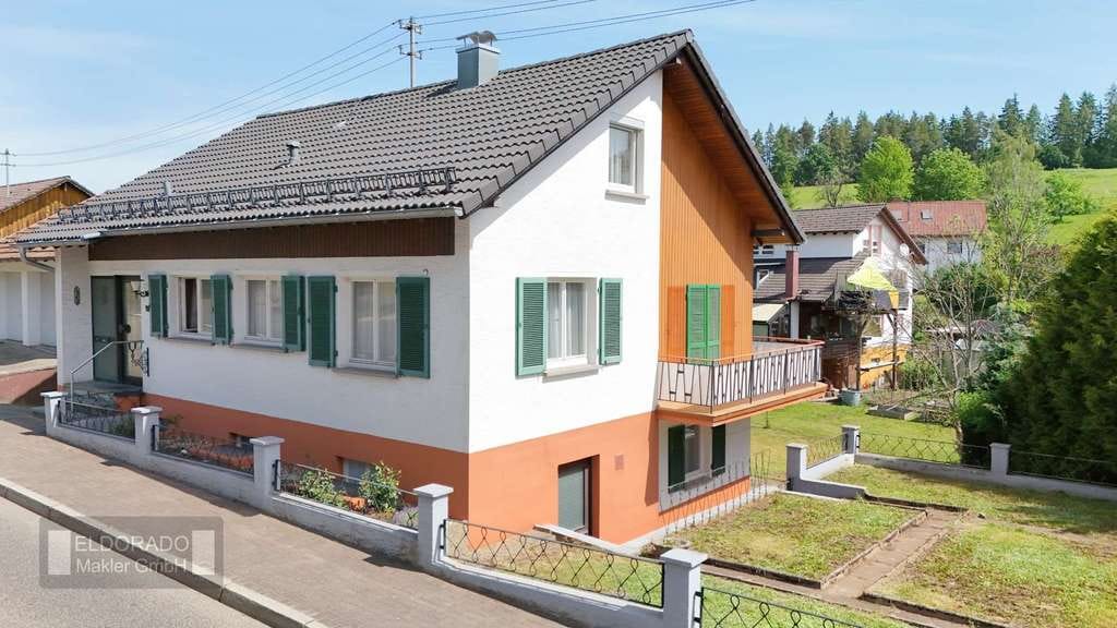 Immobilie in Waldachtal - Seltene Gelegenheit in Cresbach: Einfamilienhaus mit großem weitläufigem Grundstück - Bild 2
