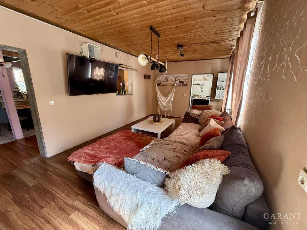 Immobilie in Uffenheim - **Innen wow, außen Chance** - Bild 3