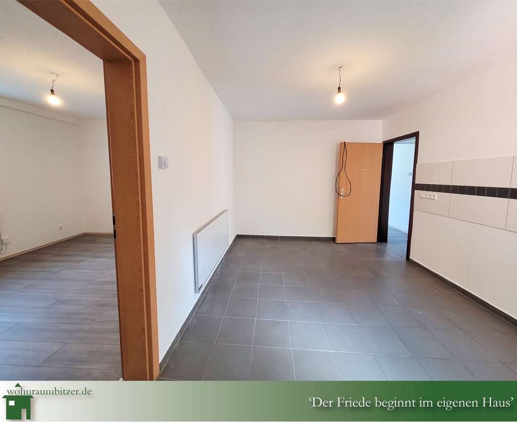 Immobilie in Albstadt - 3 Wohnungen in kleinem Mehrfamilienhaus zu verkaufen/ Kapitalanlage - Bild 2